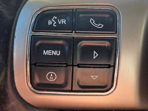 Used 2011 Jeep Liberty Limited Jet image 18