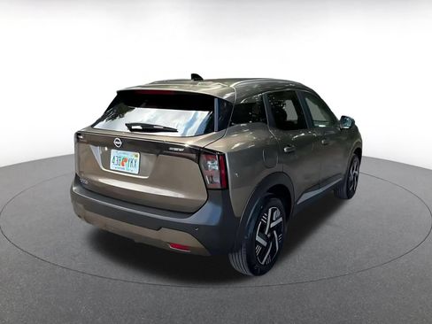 Used 2026 Nissan Kicks SV w/ Cold Weather Package FWD image 14
