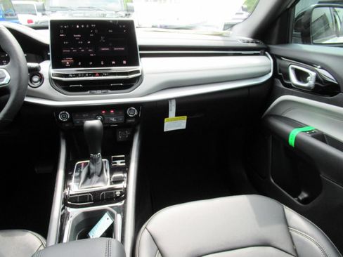 New 2026 Jeep Compass Limited AWD/4WD image 14
