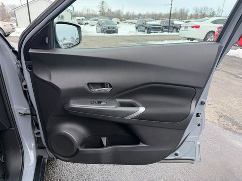 Used 2021 Nissan Kicks SV image 20