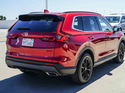 Used 2023 Honda CR-V Sport image 2