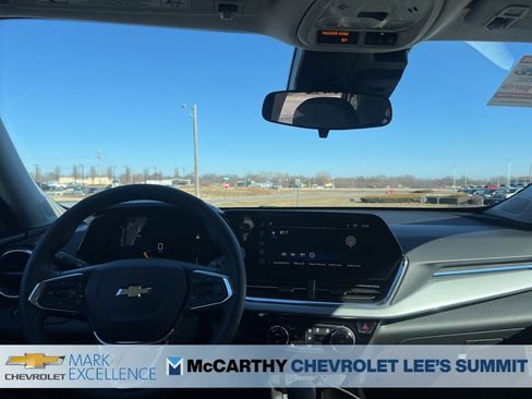 New 2026 Chevrolet Trax LT w/ Driver Confidence Package image 42