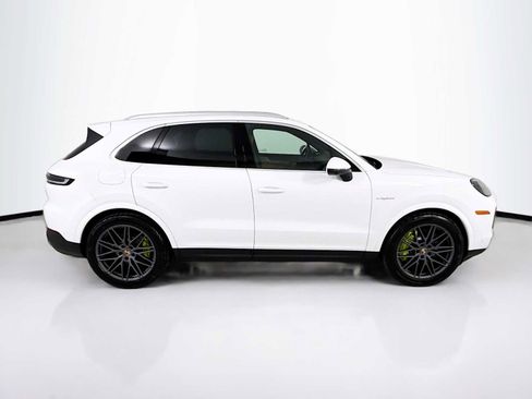New 2026 Porsche Cayenne E-Hybrid image 8