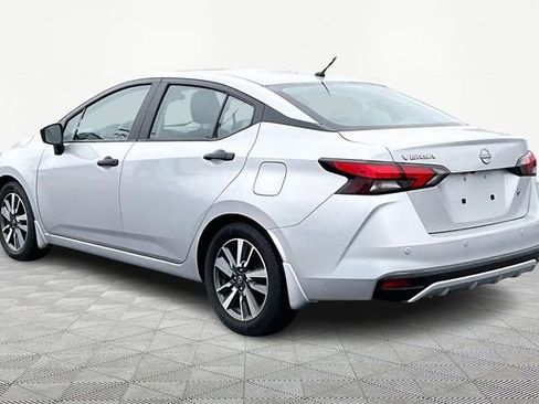 Used 2024 Nissan Versa S w/ S Plus Package image 4