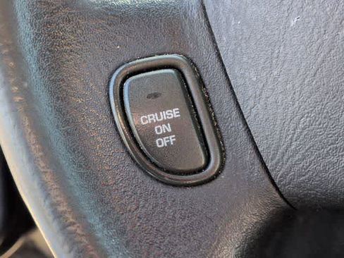 Used 2002 Saturn S-Series SL1 w/ SL1 Option Pkg 1 FWD image 20