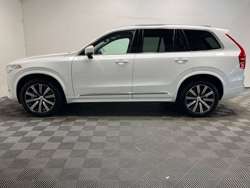 Used 2023 Volvo XC90 B6 Plus AWD/4WD image 23