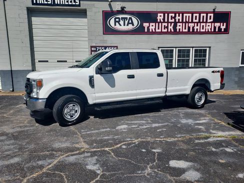 Used 2020 Ford F250 XL w/ Power Equipment Group AWD/4WD image 3