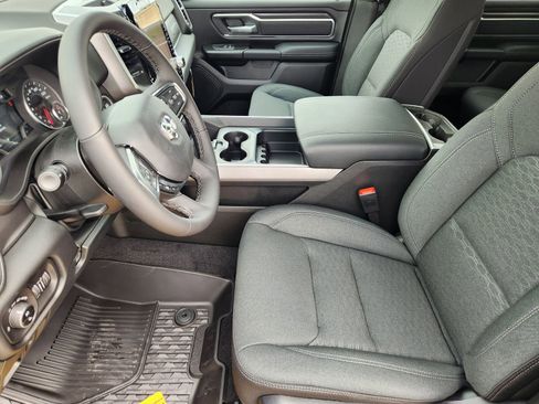 New 2026 RAM 1500 Big Horn AWD/4WD image 12