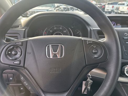 Used 2015 Honda CR-V LX image 17