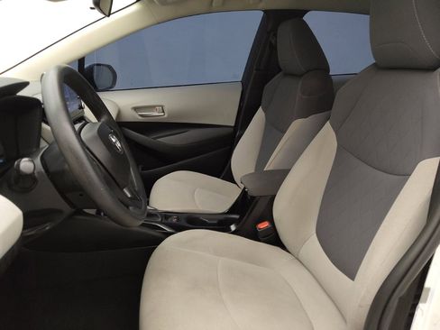 Used 2021 Toyota Corolla LE FWD image 17
