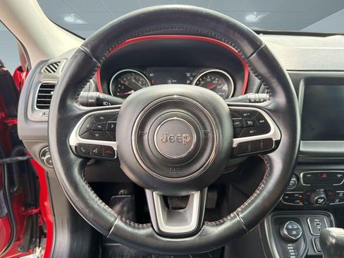 Used 2019 Jeep Compass Trailhawk AWD/4WD image 15