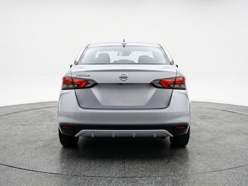 Used 2025 Nissan Versa SV FWD image 7