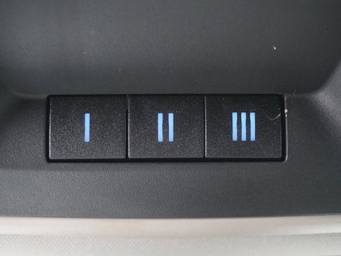 Used 2014 RAM 3500 Laramie w/ Convenience Group image 21