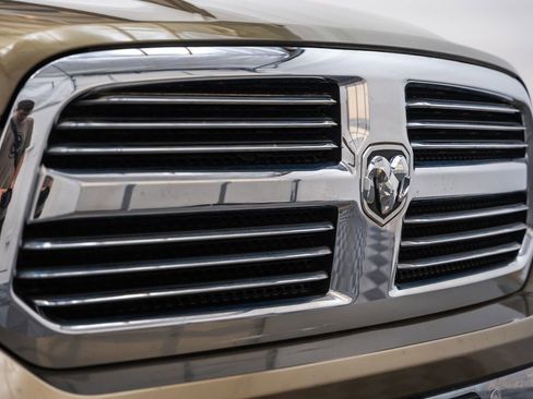 Used 2015 RAM 1500 Lone Star RWD image 12