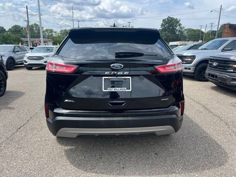 Certified 2024 Ford Edge SEL w/ Convenience Package AWD/4WD image 5