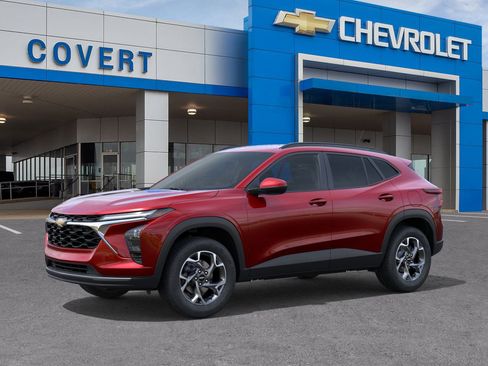 New 2026 Chevrolet Trax LT image 2