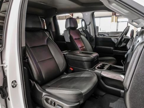 Used 2022 Chevrolet Silverado 2500 LTZ w/ LTZ Plus Package image 36