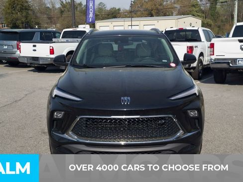 Used 2024 Buick Encore GX Sport Touring image 2