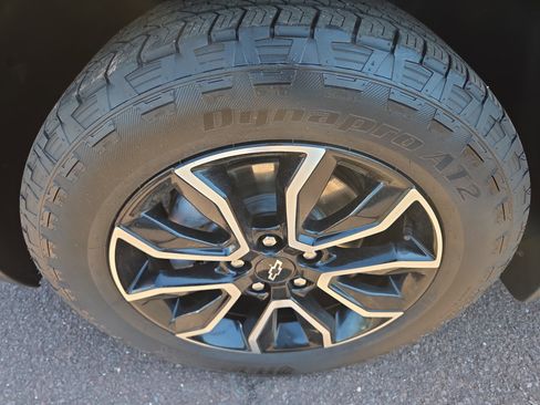 Used 2025 Chevrolet TrailBlazer ACTIV w/ Convenience Package AWD/4WD image 13
