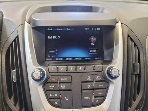 Used 2017 Chevrolet Equinox Premier w/ Enhanced Convenience Package FWD image 25
