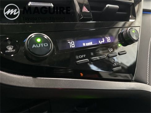 Used 2023 Toyota Camry XSE image 14