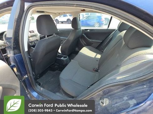 Used 2013 Volkswagen Jetta S FWD image 9