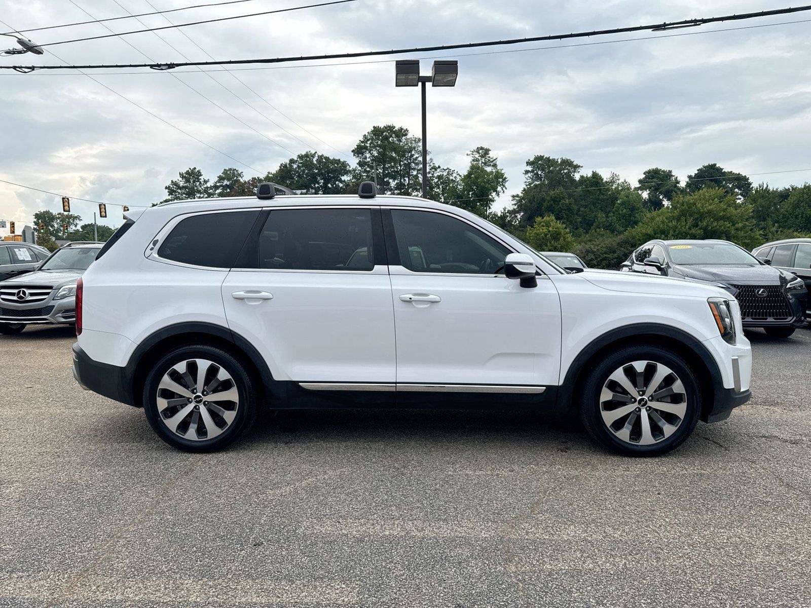 Used 2022 Kia Telluride EX w/ EX Premium Package AWD/4WD image 22