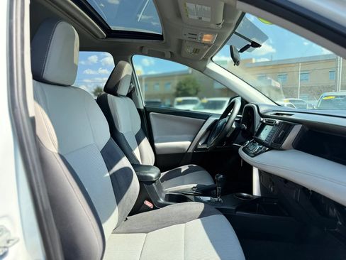 Used 2014 Toyota RAV4 XLE FWD image 22