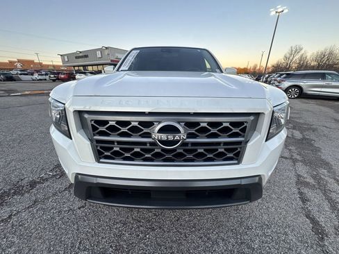 Used 2022 Nissan Frontier SV w/ Technology Package image 25