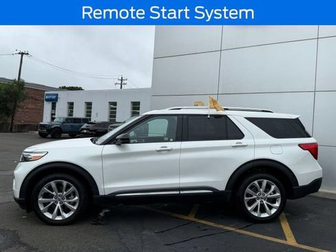 Certified 2023 Ford Explorer Platinum w/ Technology Package AWD/4WD image 5