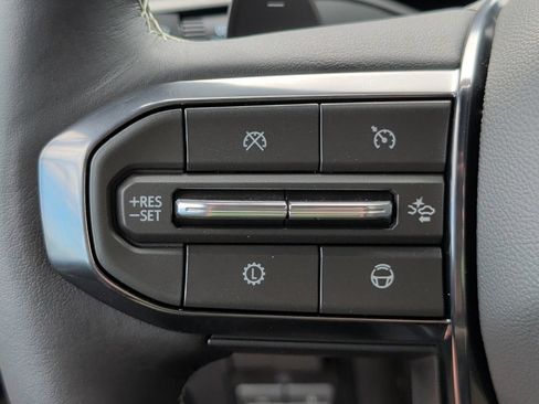 New 2026 GMC Yukon Denali Ultimate AWD/4WD image 16