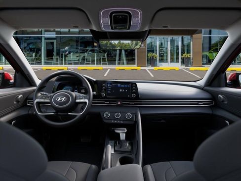 New 2026 Hyundai Elantra SE image 12