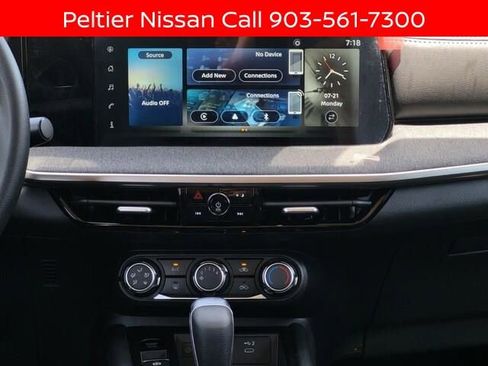 New 2025 Nissan Kicks SV w/ Illumination Package image 21