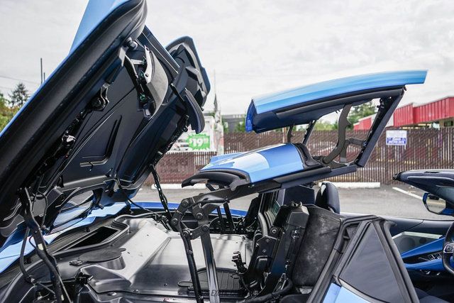 Used 2021 Chevrolet Corvette Stingray Premium Conv w/ Z51 Performance Package RWD image 62