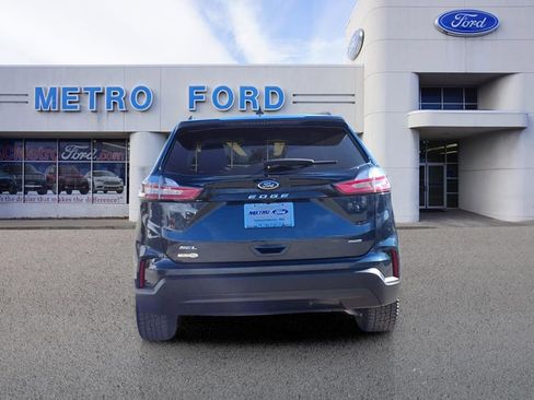 Used 2023 Ford Edge SEL w/ Sport Appearance Package image 5