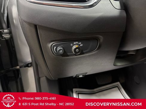 Used 2024 Chevrolet Equinox LT AWD/4WD image 16