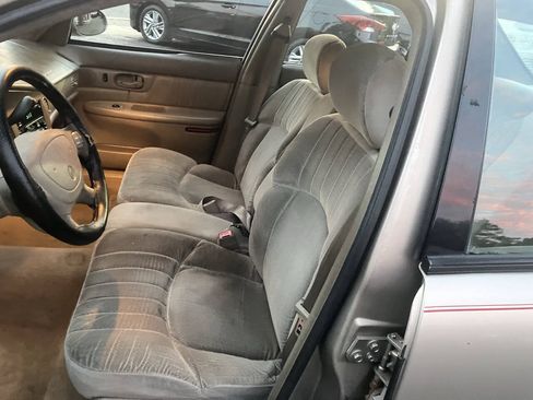 Used 2002 Buick Century Custom w/ Special Edition Pkg FWD image 26