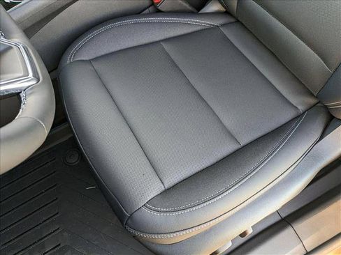 New 2025 Chevrolet Blazer EV LT image 4