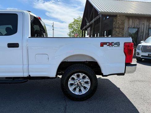 Used 2022 Ford F250 XL w/ STX Appearance Package AWD/4WD image 36