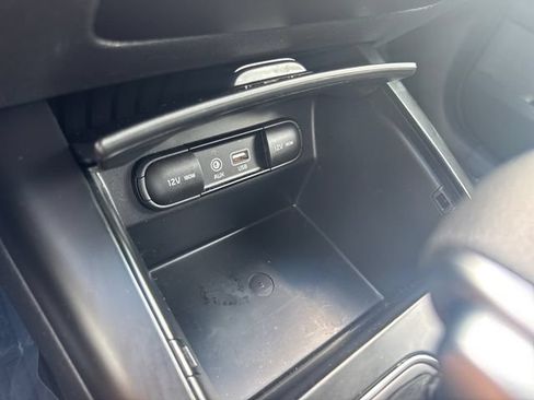 Used 2019 Kia Sorento FWD image 21