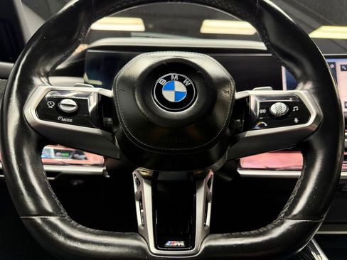 Used 2023 BMW 740i w/ Parking Assistance Package RWD image 23