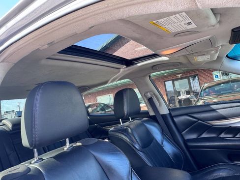 Used 2015 INFINITI Q70 L 3.7 w/ Deluxe Touring Package image 7