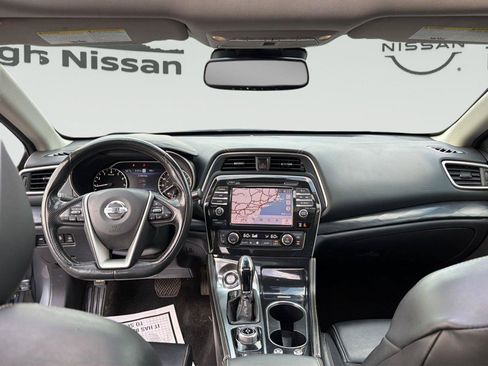 Used 2019 Nissan Maxima Platinum w/ Sport Mat Group FWD image 23