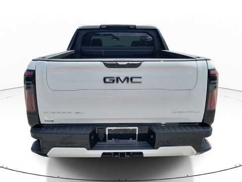 New 2025 GMC Sierra EV Denali image 5
