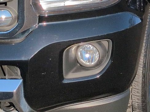 Used 2017 GMC Canyon SLT w/ Driver Alert Package image 11