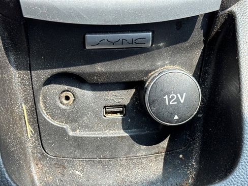 Used 2016 Ford Fiesta SE image 13