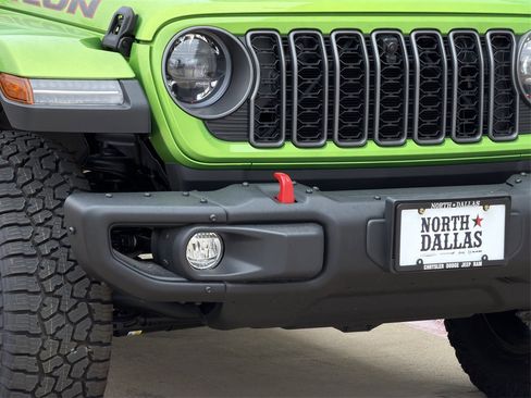 New 2025 Jeep Gladiator Rubicon image 7