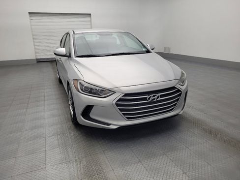Used 2017 Hyundai Elantra SE image 14