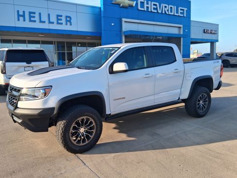 Used 2018 Chevrolet Colorado ZR2 AWD/4WD image 3