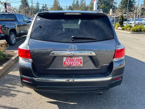Used 2013 Toyota Highlander SE image 8